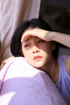 18女的下面流水图片视频